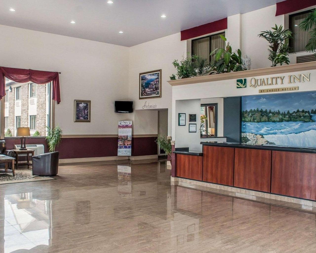Quality Inn - Niagara Falls Blvd Eksteriør bilde