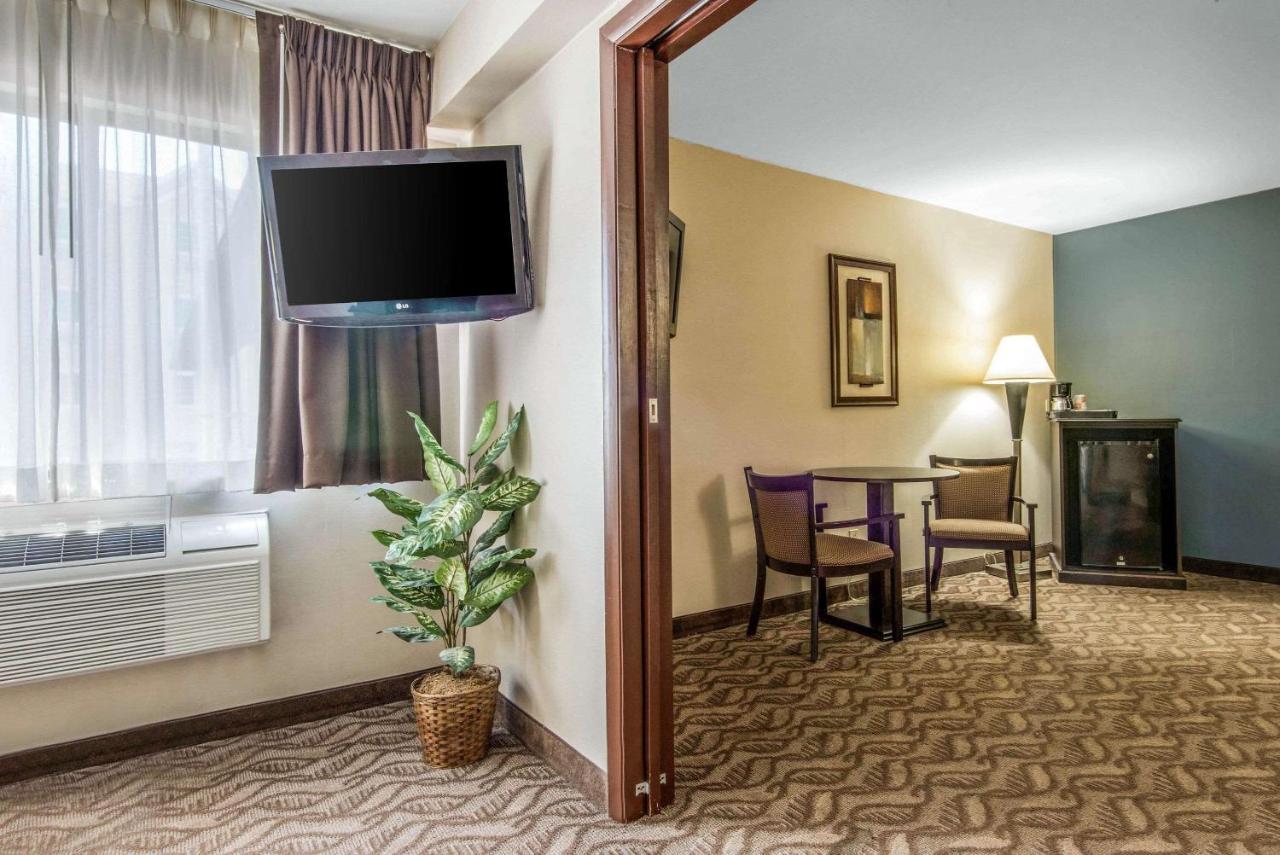 Quality Inn - Niagara Falls Blvd Eksteriør bilde