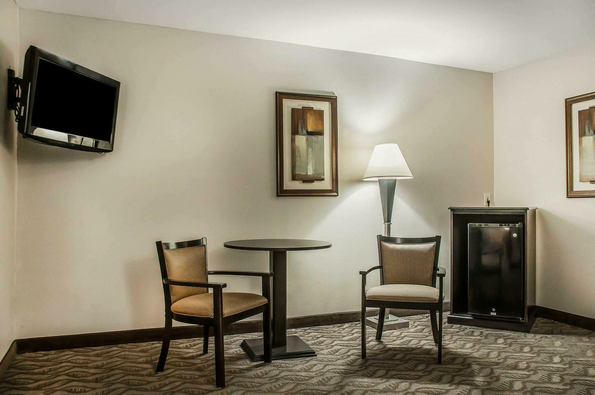 Quality Inn - Niagara Falls Blvd Eksteriør bilde