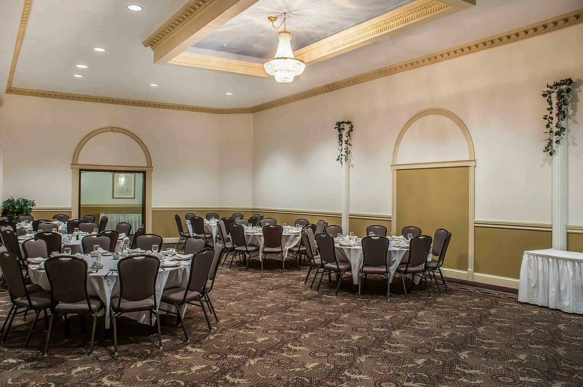 Quality Inn - Niagara Falls Blvd Eksteriør bilde